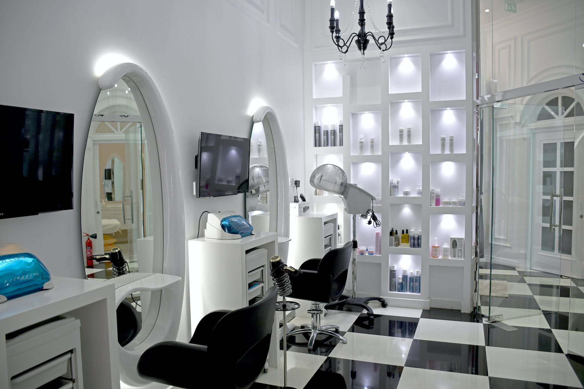 Are Salon Suites in Houston a Good Investment?