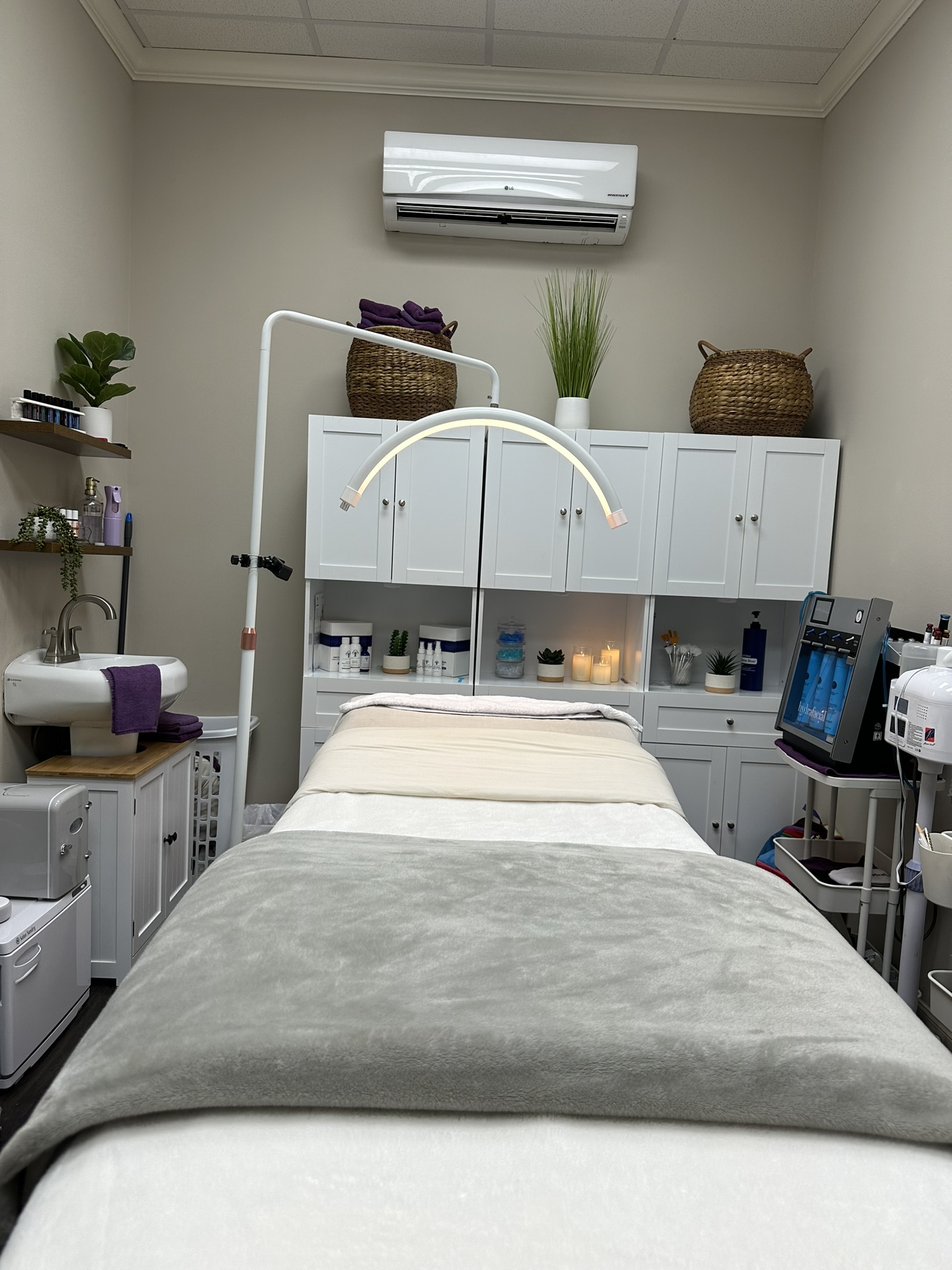 5 Powerful Reasons Why Massage Therapists and Estheticians Should Choose Our Quiet Rooms